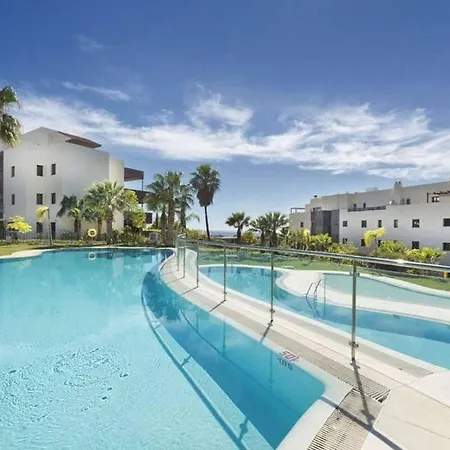Luxury Pools Tennis Wifi Marbella
